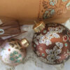 Ornaments in box / Ornements en boîte - Image 3