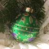 Large glittered ornament / Grand ornement pailleté