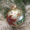 Large glittered ornament / Grand ornement pailleté