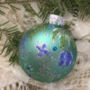 Large glittered ornament / Grand ornement pailleté