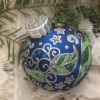 Large glittered ornament / Grand ornement pailleté