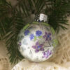 Small glittered ornament / Petit ornement pailleté
