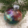 Large glass ornament  / Grand ornement en verre